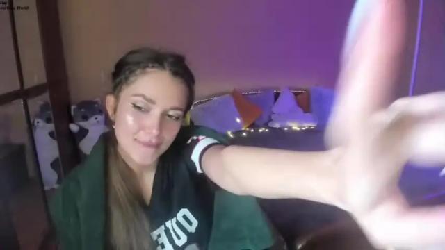 Thumbnail 1, hloesky's Stream at Chaturbate, 13 months ago