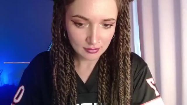 Image 3 of hloesky Stream on Chaturbate on 12 months ago