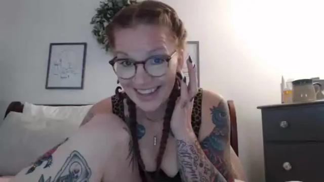 Image 12 of hockey_and_lace Stream on Chaturbate on 17 months ago
