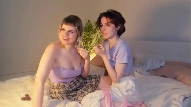 Image 3 of hoiiy_cute Stream on Chaturbate on 20 months ago