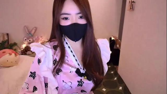 Image 3 of hola_yosoysisi Stream on Chaturbate on 6 months ago