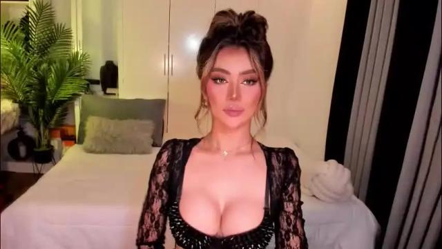 Thumbnail 2, holee_laura's Stream at Chaturbate, 1 month ago