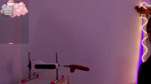 Image 2 of hollie_tay Stream on Chaturbate on 15 days ago