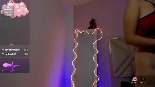 Image 4 of hollie_tay Stream on Chaturbate on 9 days ago