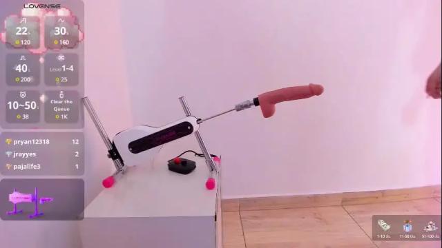 Image 10 of hollie_tay Stream on Chaturbate on 8 days ago