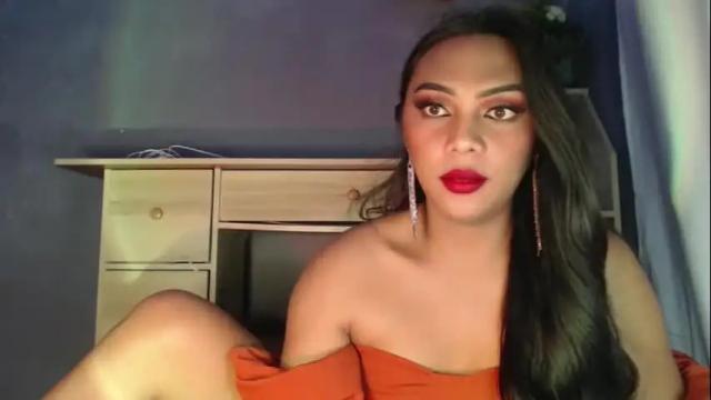 Image 6 of holliescarlet Stream on Chaturbate on 1 month ago