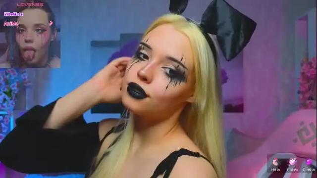 Image 10 of hollisbelch Stream on Chaturbate on 24 days ago