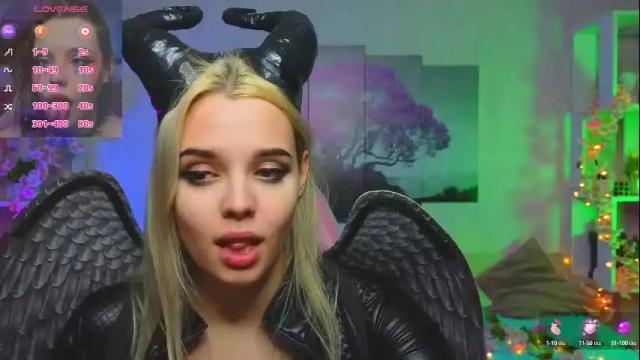 Image 7 of hollisbelch Stream on Chaturbate on 6 days ago