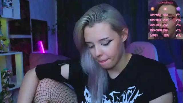 Image 3 of hollisbelch Stream on Chaturbate on 3 months ago