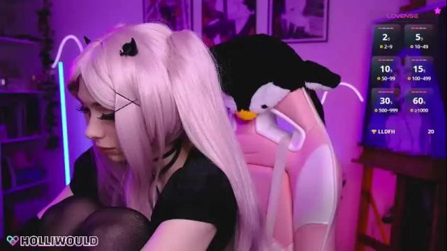 Image 11 of holliwould_ Stream on Chaturbate on 21 days ago