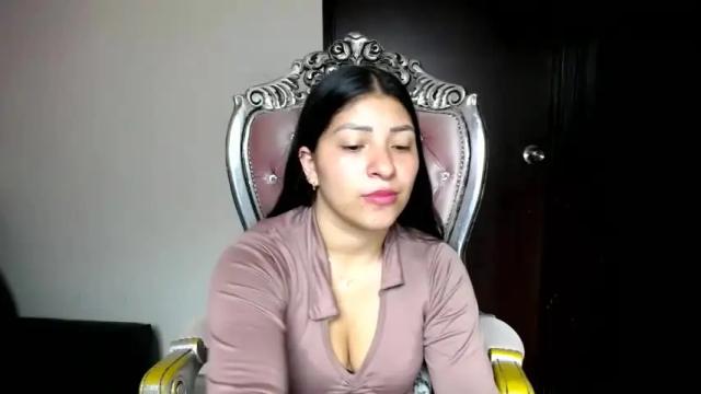 Image 12 of holly__20 Stream on Chaturbate on 1 month ago