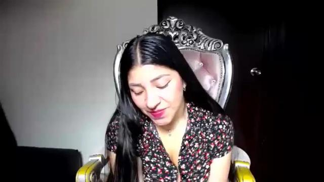 Image 10 of holly__20 Stream on Chaturbate on 1 month ago