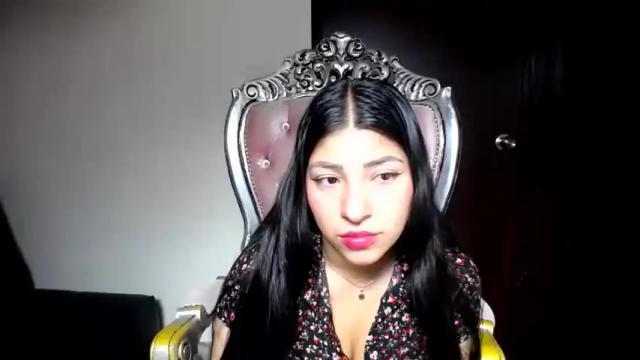 Image 12 of holly__20 Stream on Chaturbate on 1 month ago