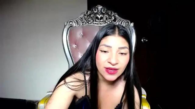 Image 12 of holly__20 Stream on Chaturbate on 22 days ago
