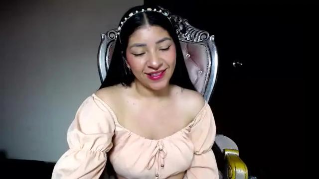 Image 11 of holly__20 Stream on Chaturbate on 21 days ago