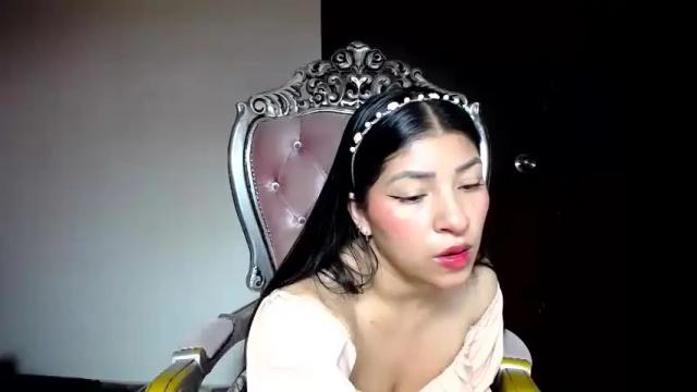 Image 4 of holly__20 Stream on Chaturbate on 21 days ago