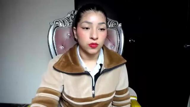Image 7 of holly__20 Stream on Chaturbate on 2 days ago
