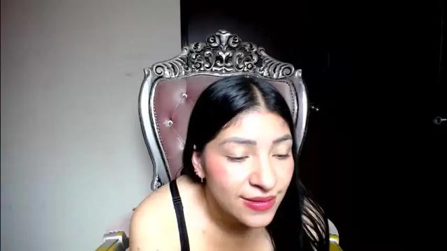 Image 8 of holly__20 Stream on Chaturbate on 1 day ago