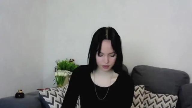Image 2 of holly_baby_x Stream on Chaturbate on 15 months ago
