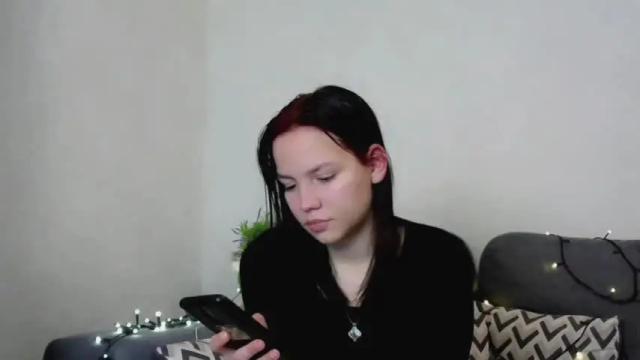 Image 3 of holly_baby_x Stream on Chaturbate on 14 months ago