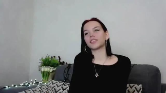 Image 10 of holly_baby_x Stream on Chaturbate on 16 months ago