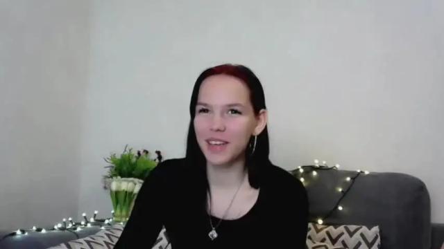 Image 11 of holly_baby_x Stream on Chaturbate on 16 months ago