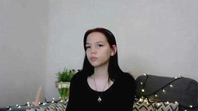 Image 3 of holly_baby_x Stream on Chaturbate on 13 months ago