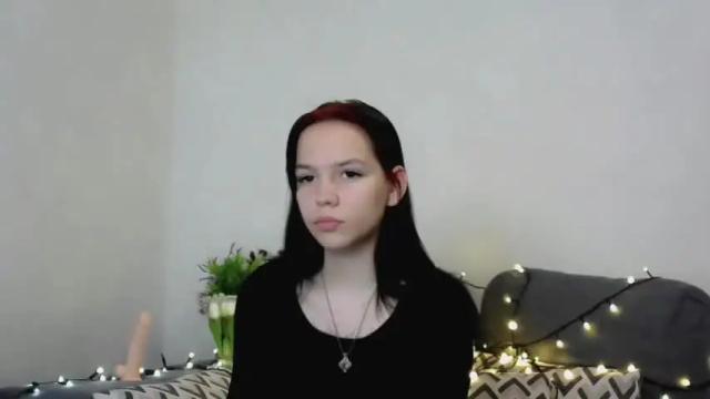 Image 4 of holly_baby_x Stream on Chaturbate on 13 months ago