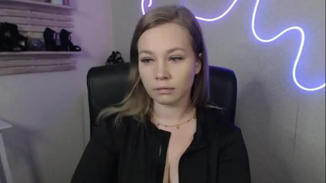 Thumbnail 3, holly_bb95's Stream at Chaturbate, 1 month ago