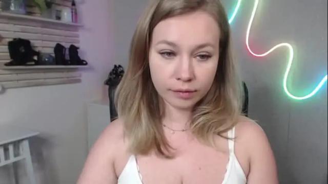 Thumbnail 3, holly_bb95's Stream at Chaturbate, 1 month ago