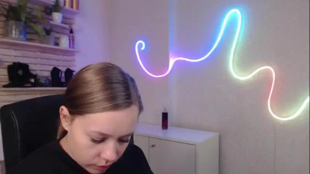 Thumbnail 1, holly_bb95's Stream at Chaturbate, 1 month ago
