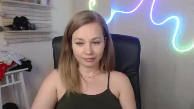 Thumbnail 1, holly_bb95's Stream at Chaturbate, 1 month ago