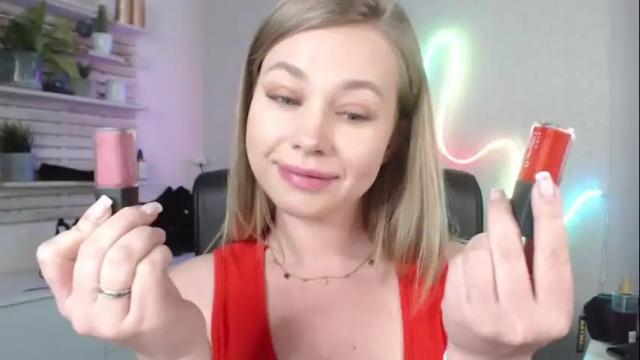 Thumbnail 3, holly_bb95's Stream at Chaturbate, 1 month ago