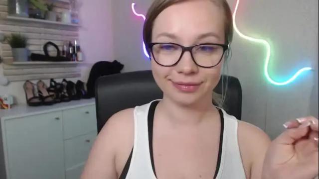 Thumbnail 3, holly_bb95's Stream at Chaturbate, 1 month ago