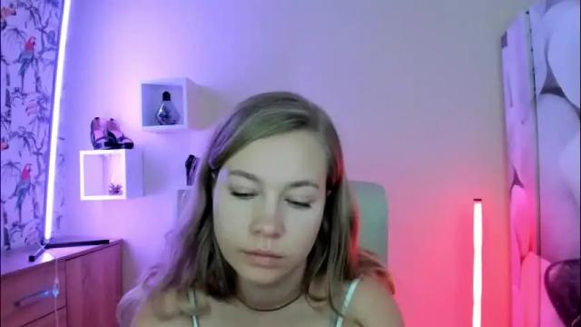 Thumbnail 3, holly_bb95's Stream at Chaturbate, 2 months ago