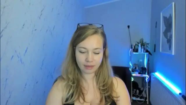 Thumbnail 2, holly_bb95's Stream at Chaturbate, 1 month ago