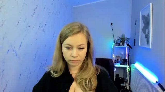 Thumbnail 2, holly_bb95's Stream at Chaturbate, 1 month ago