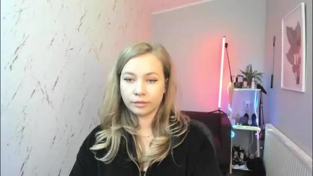 Thumbnail 1, holly_bb95's Stream at Chaturbate, 27 days ago