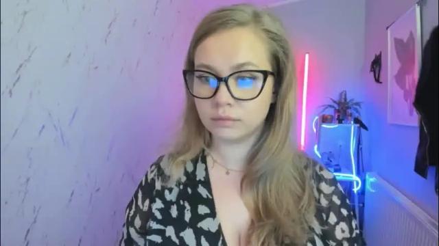 Thumbnail 3, holly_bb95's Stream at Chaturbate, 5 hours ago