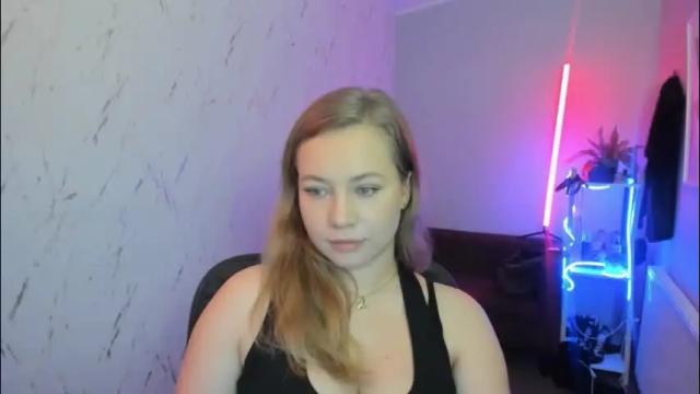 Thumbnail 3, holly_bb95's Stream at Chaturbate, 25 days ago