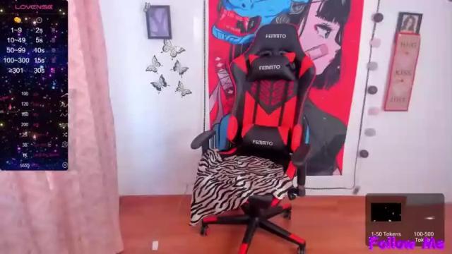 Image 2 of holly_heell Stream on Chaturbate on 18 months ago