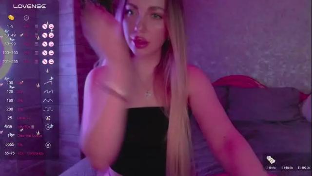 Thumbnail 3, holly_molly8's Stream at Chaturbate, 1 month ago