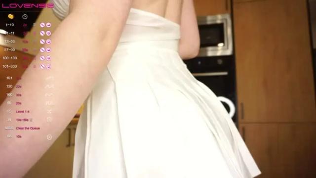 Image 8 of holly_rave Stream on Chaturbate on 22 months ago