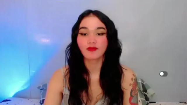 Image 4 of holly_sunshine69 Stream on Chaturbate on 12 months ago