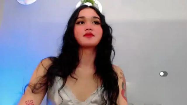 Image 8 of holly_sunshine69 Stream on Chaturbate on 12 months ago