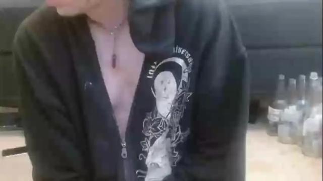 Image 4 of hollyhawkes Stream on Chaturbate on 12 days ago