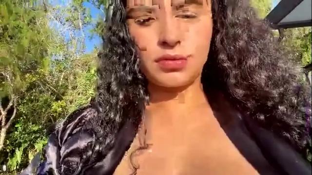 Image 7 of hollykoff Stream on Chaturbate on 7 months ago