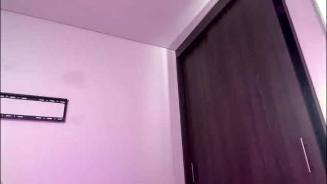 Image 7 of hollykoff Stream on Chaturbate on 1 month ago