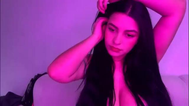 Image 7 of hollykoff Stream on Chaturbate on 12 days ago