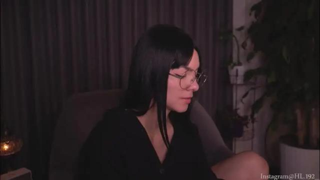 Image 2 of hollylinder_ Stream on Chaturbate on 1 month ago